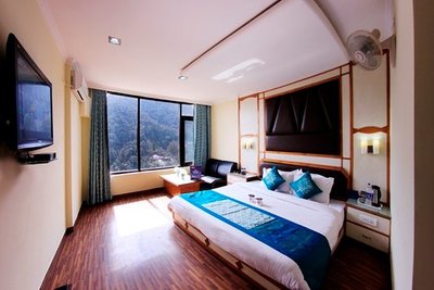 3 Star Honeymoon Hotels in Shimla room